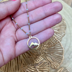 Collier doré et blanc montagne