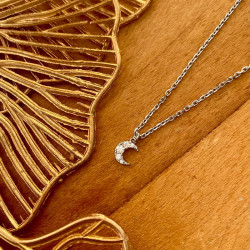 collier pendentif lune
