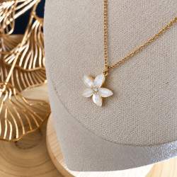 Collier doré LOTUS