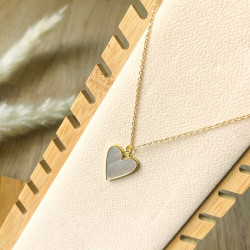 Collier doré coeur nacre